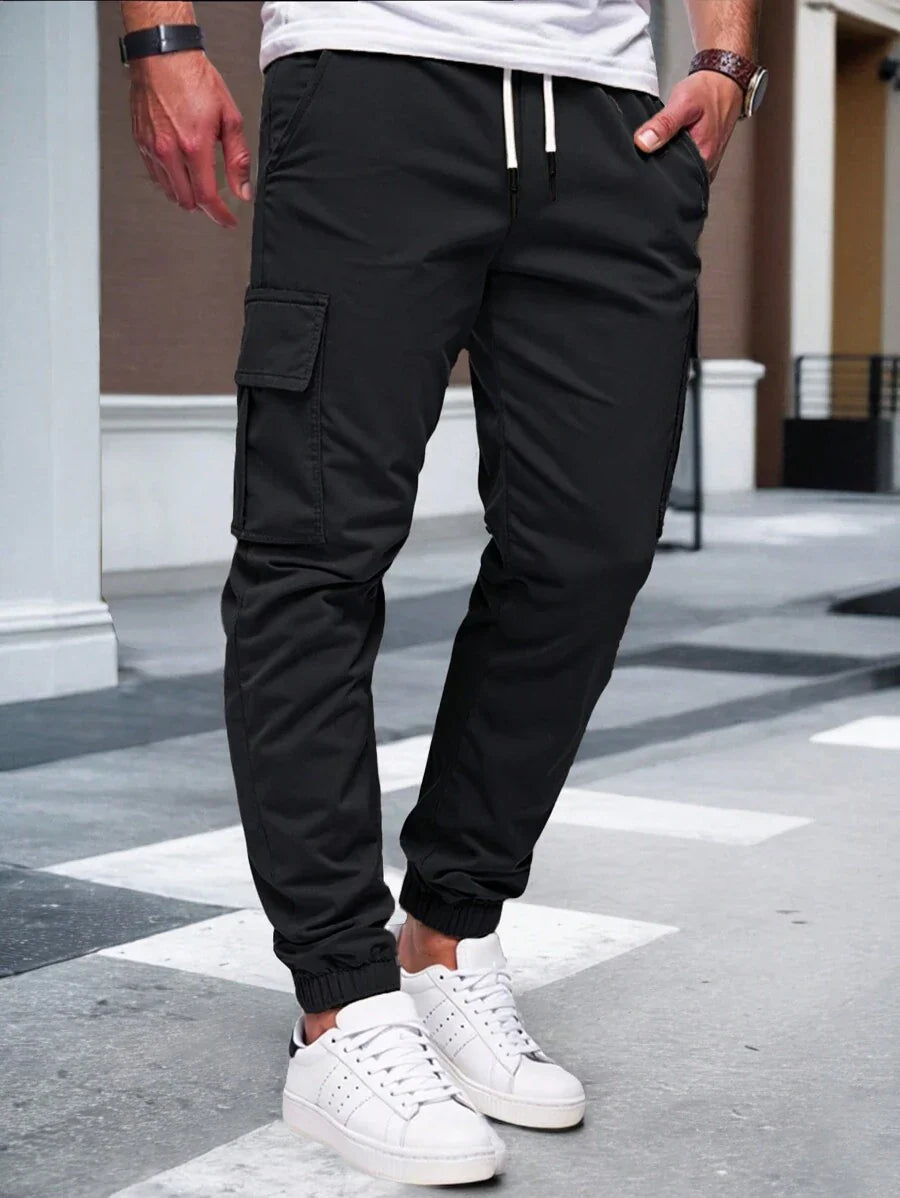 RICCARDO | Lightweight Cargo Joggers Featuring Pockets