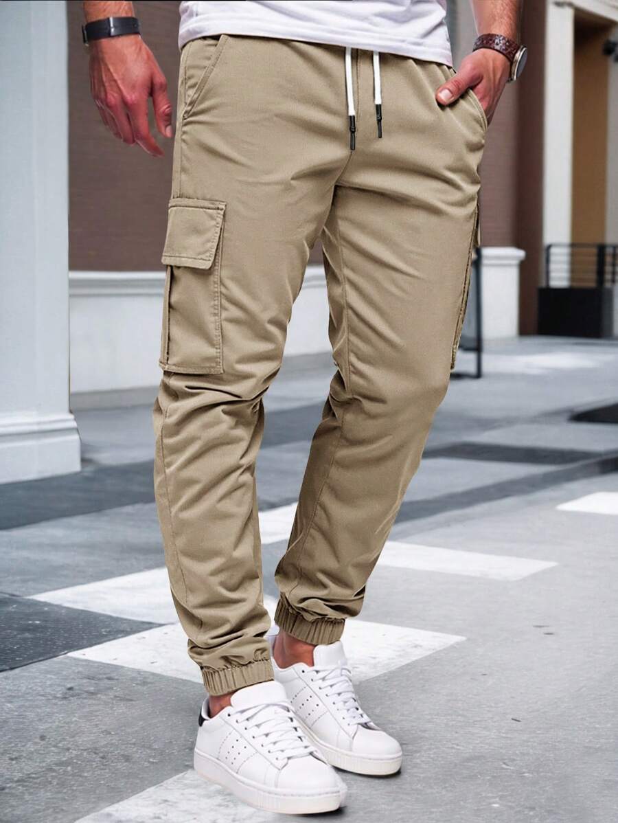 RICCARDO | Lightweight Cargo Joggers Featuring Pockets