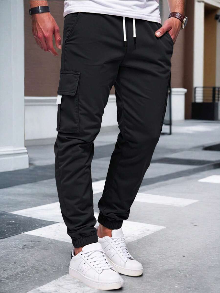 RICCARDO | Lightweight Cargo Joggers Featuring Pockets