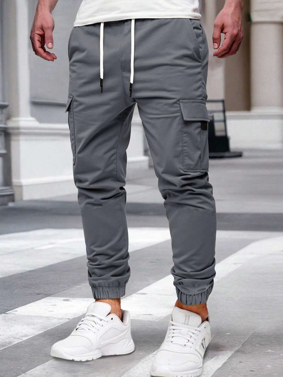 RICCARDO | Lightweight Cargo Joggers Featuring Pockets