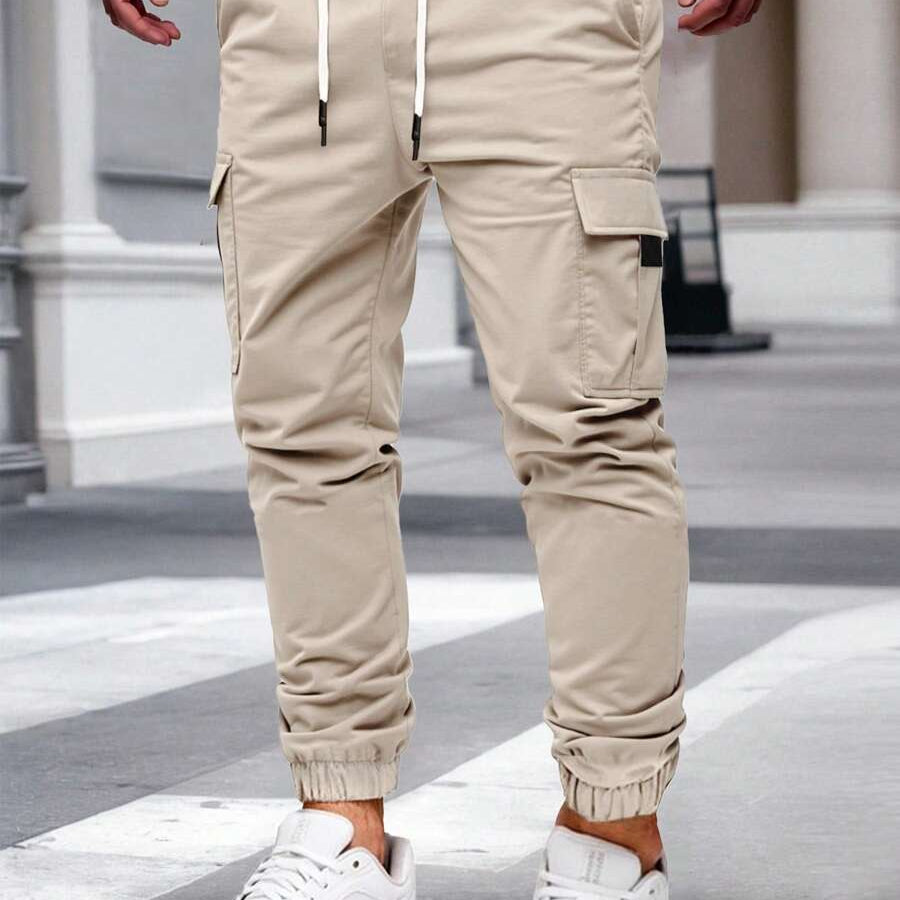 RICCARDO | Lightweight Cargo Joggers Featuring Pockets
