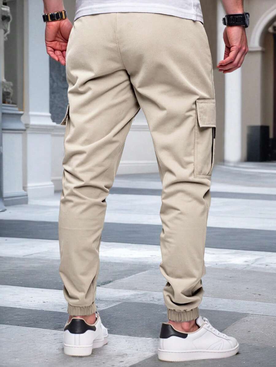 RICCARDO | Lightweight Cargo Joggers Featuring Pockets